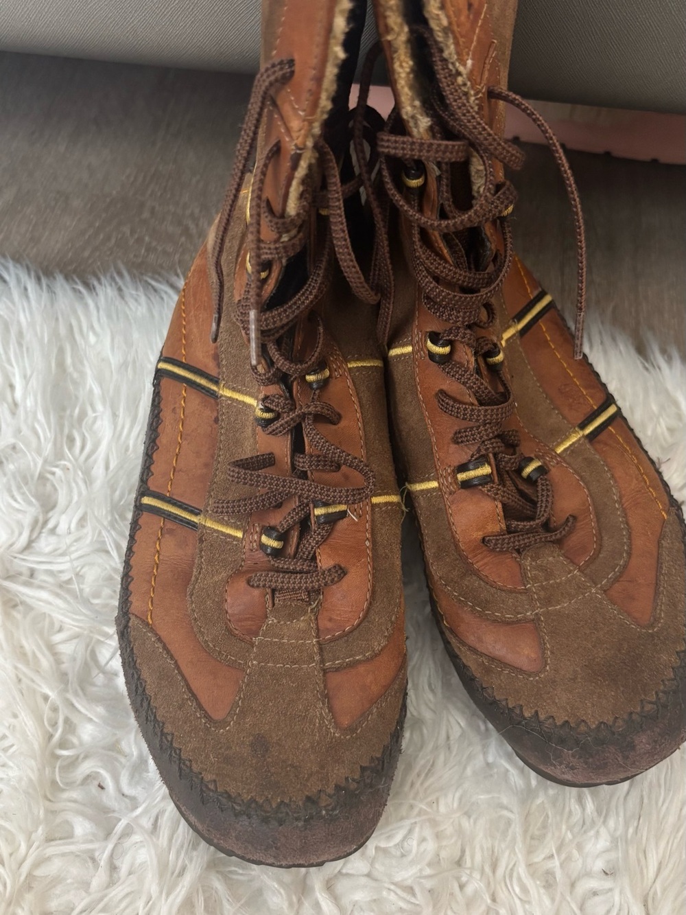 Timberland Brown Lace-Up Women's Ankle Boots with Faux Fur Trim